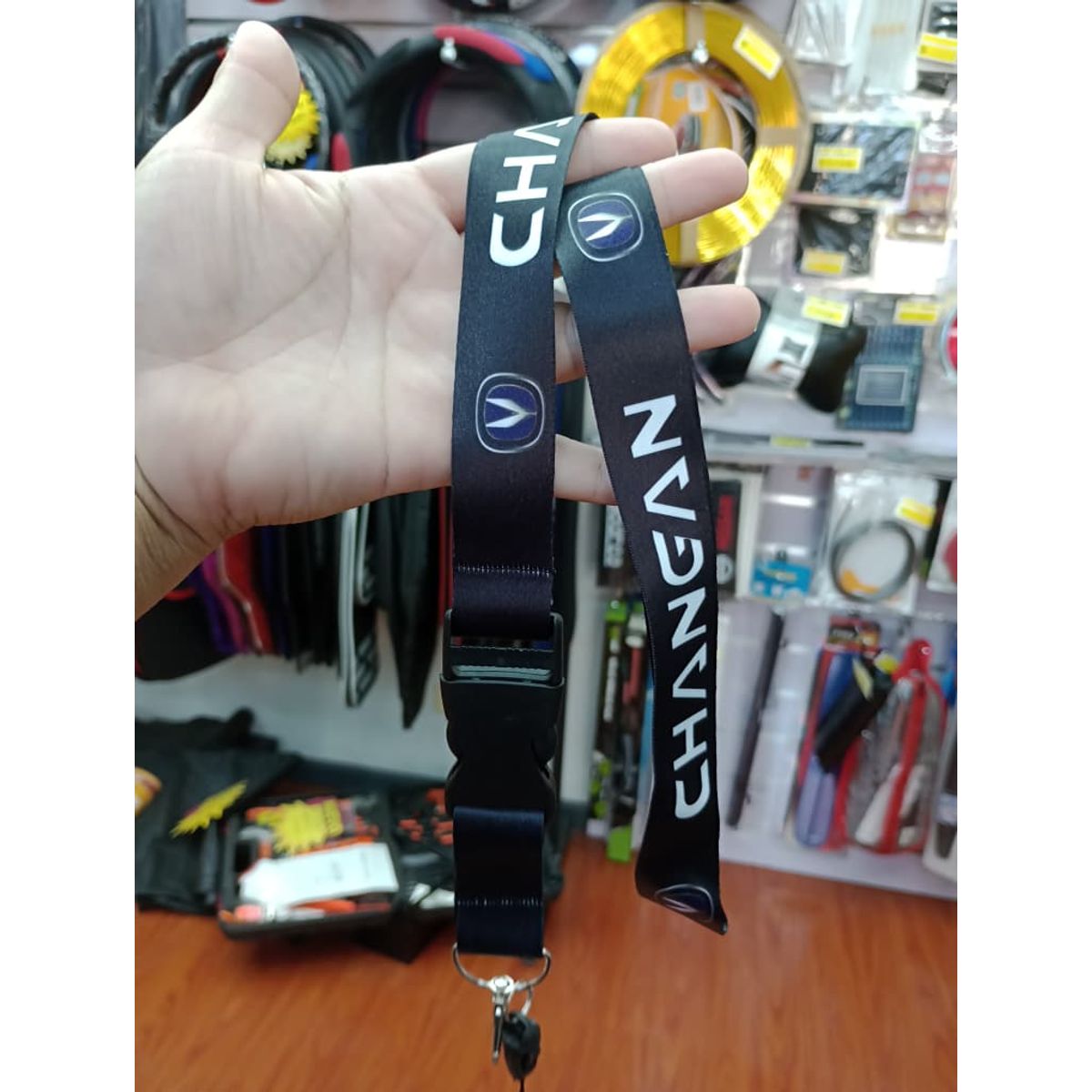 GENERICO - LLAVERO TUNING LANYARD CHANGAN NEGRO