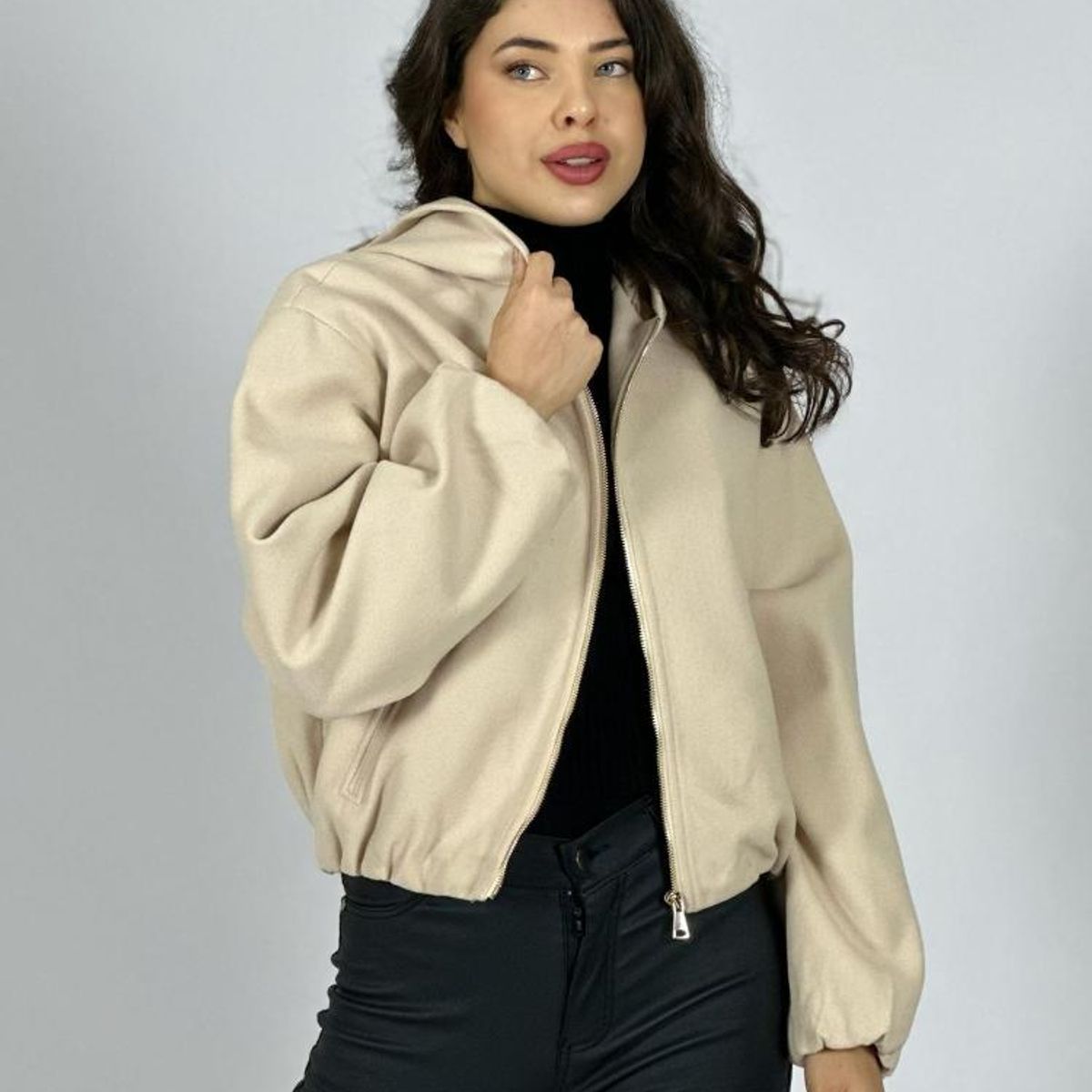 ENIGMATICA BOUTIQUE - Chaqueta Bomber Corta con Gorro