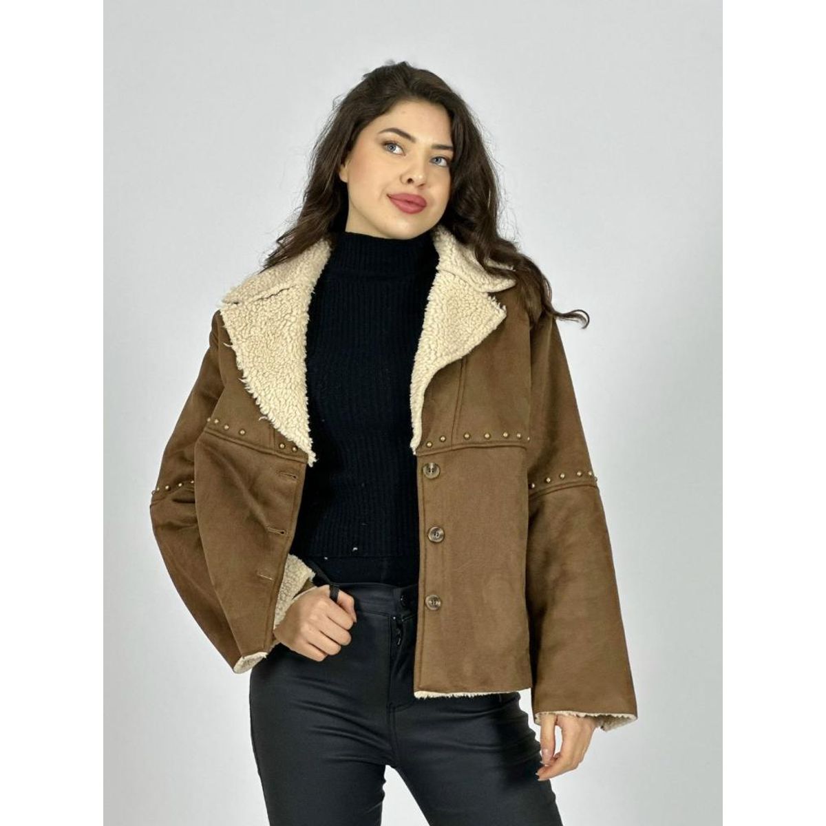 ENIGMATICA BOUTIQUE - Chaqueta Aviadora Achiporrada con Tachas