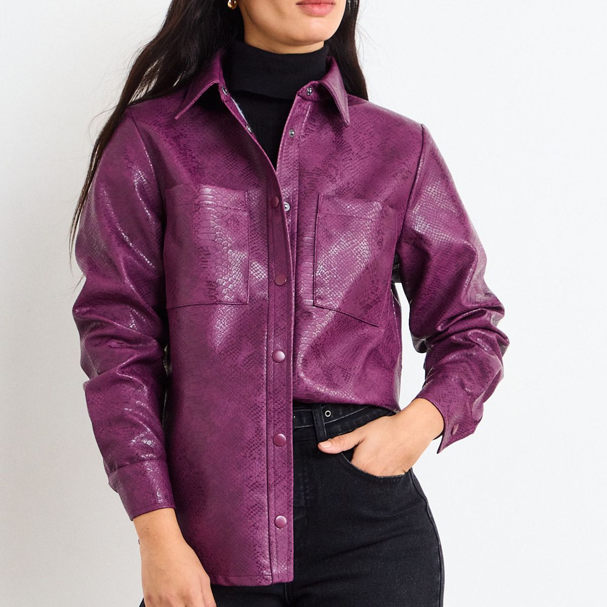 IO - Blusa Lisa Mujer Morada Io