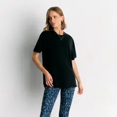 LOUNGE - Polera Deportiva Básica Active
