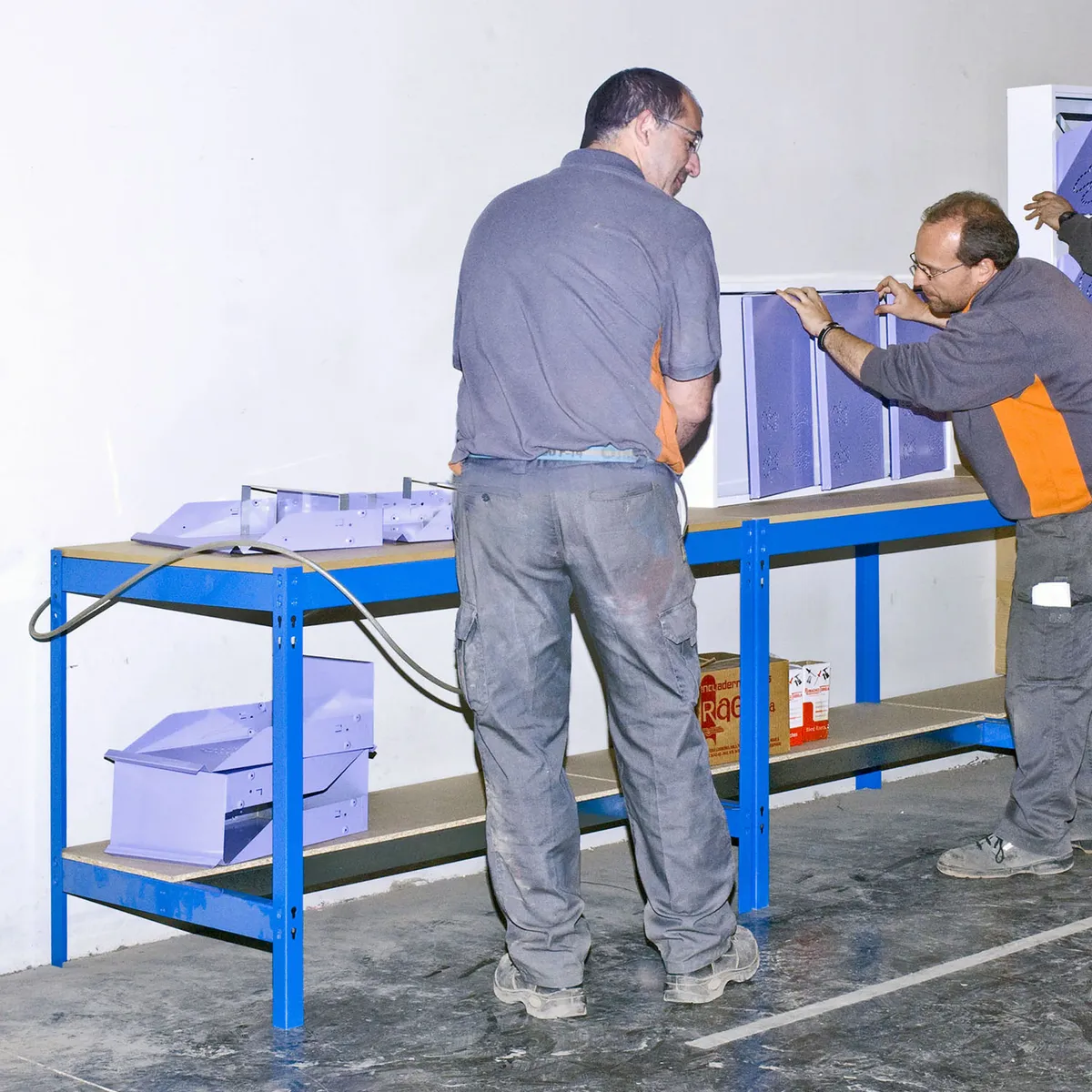 Banco Simonwork BT0 1200x750 AzulMadera, marca SIMONRACK - Foto 2