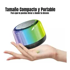 GENERICO - Parlante portátil Bluetooth con radio y luces LED