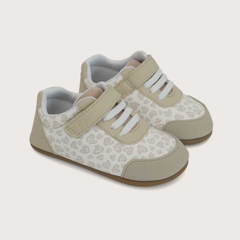 Zapatilla Niña Suela Flexible Beige