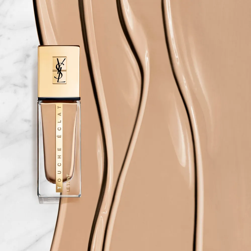 Yves Saint Laurent Touche Éclat Le Teint BR30, foto 3