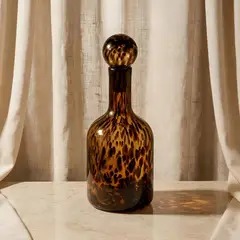 SANTU HOME & DECO - Botella Decantador Carey Animal Print de Vidrio 36 cm
