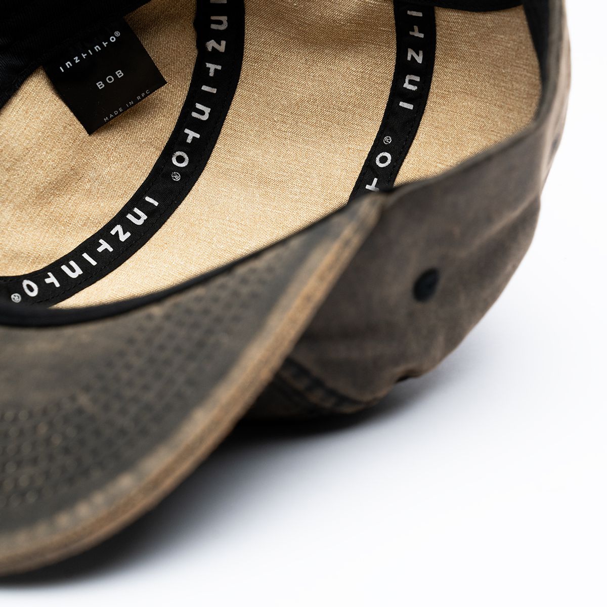 INZTINTO - Jockey Gorro Café Inztinto Washed Suede