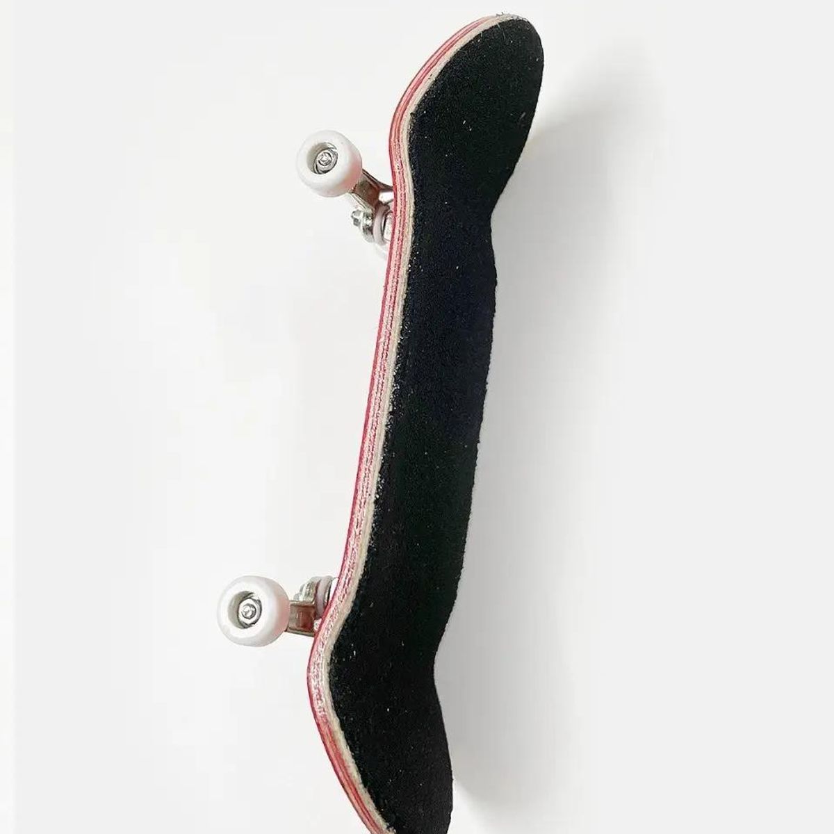 GENERICO - Fingerboard Skateboard Profesional Rojo 33.5mm