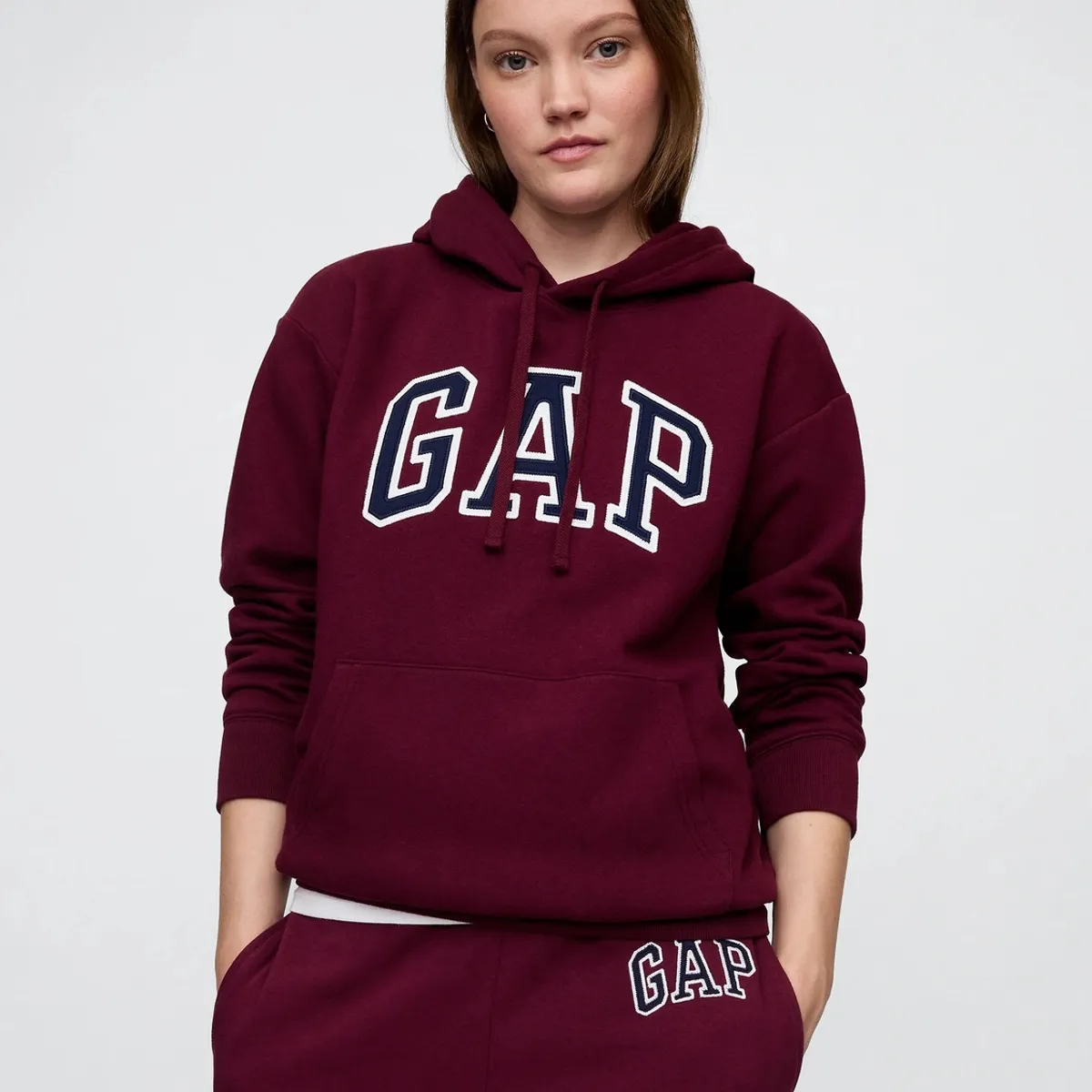 GAP - Poleron Logo Sin Cierre Rojo