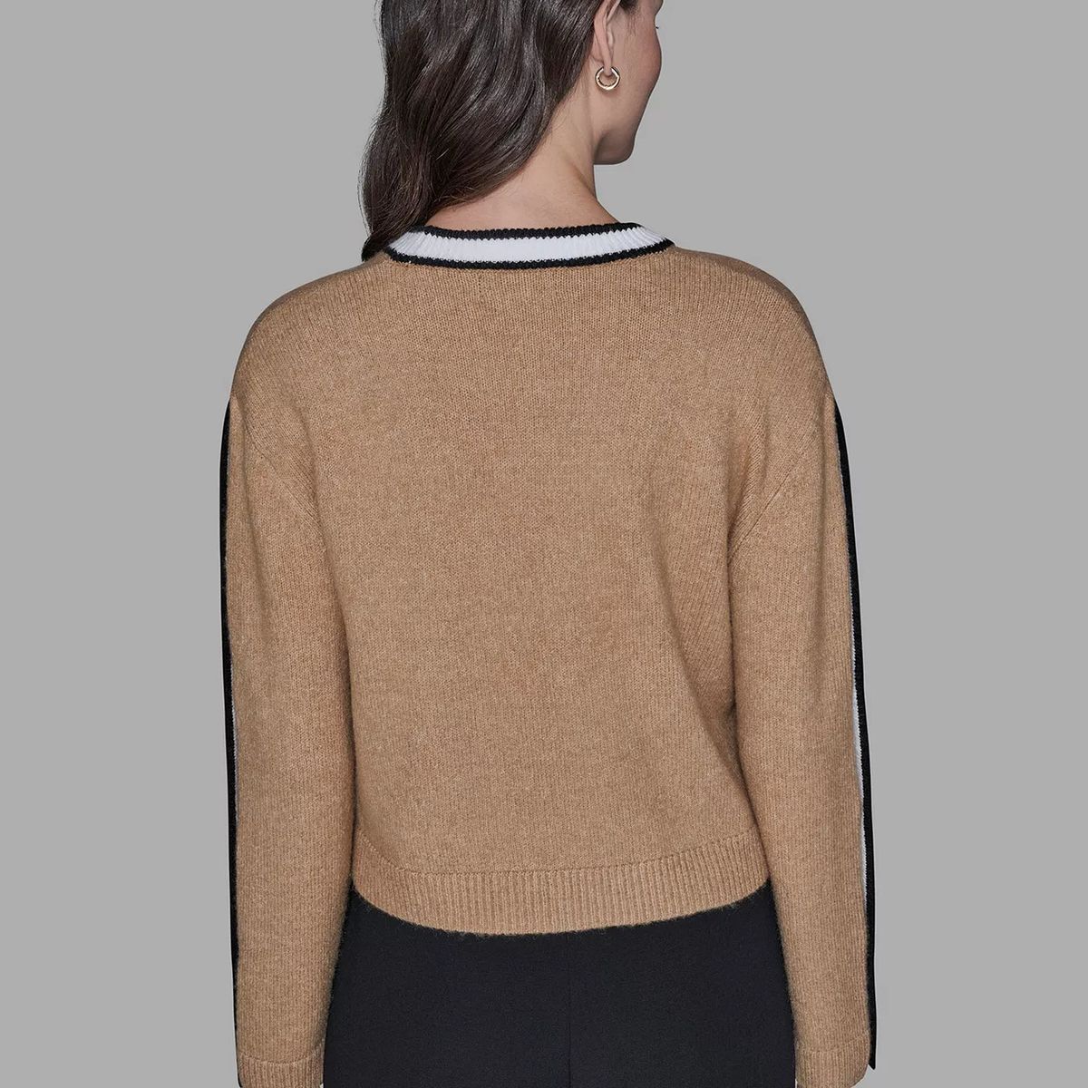 KARL LAGERFELD - Sweater con botones en las mangas