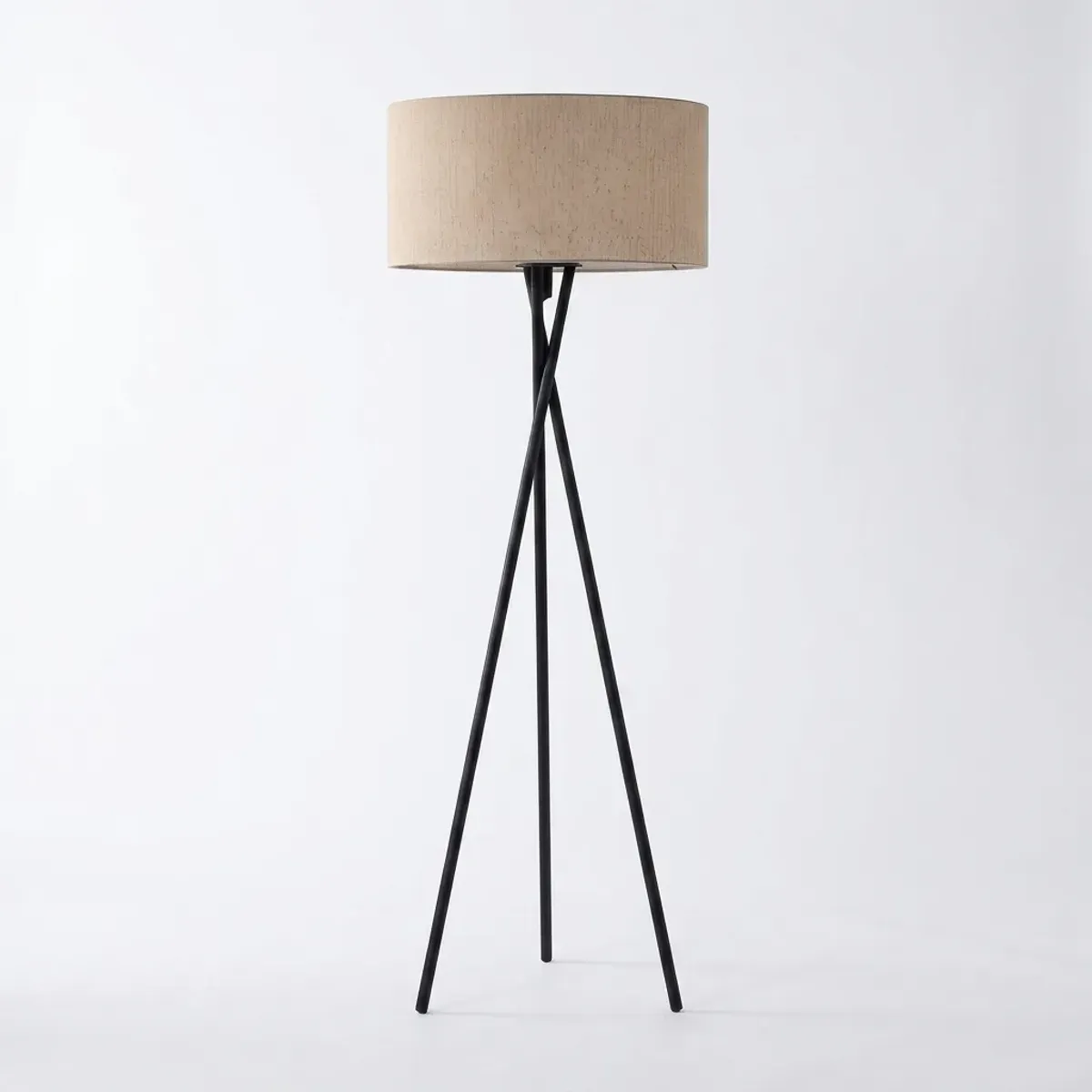 JUST HOME - Lámpara De Pie Moderna Estudio Foco Simple LED Estructura Negro Pantalla Beige