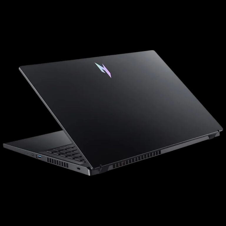 Notebook Nitro V 15 l ANV15-52-90QH con Intel Core i9 32GB y 1TB SSD