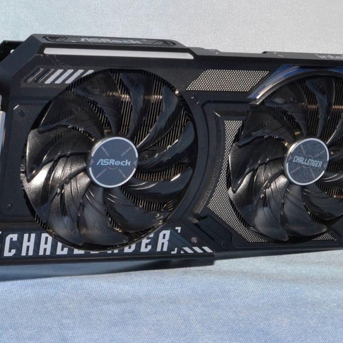 ASROCK - Tarjeta de Video ASRock Intel Arc B570 Challenger 10GB OC