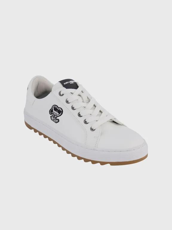 Zapatillas de cuero con parche