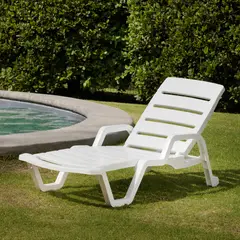 REYPLAST - Reposera Camastro Reclinable De Resina Modelo Cabo Blanco Marca Color Blanco