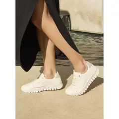 16 HRS - Zapatilla Casual Mujer