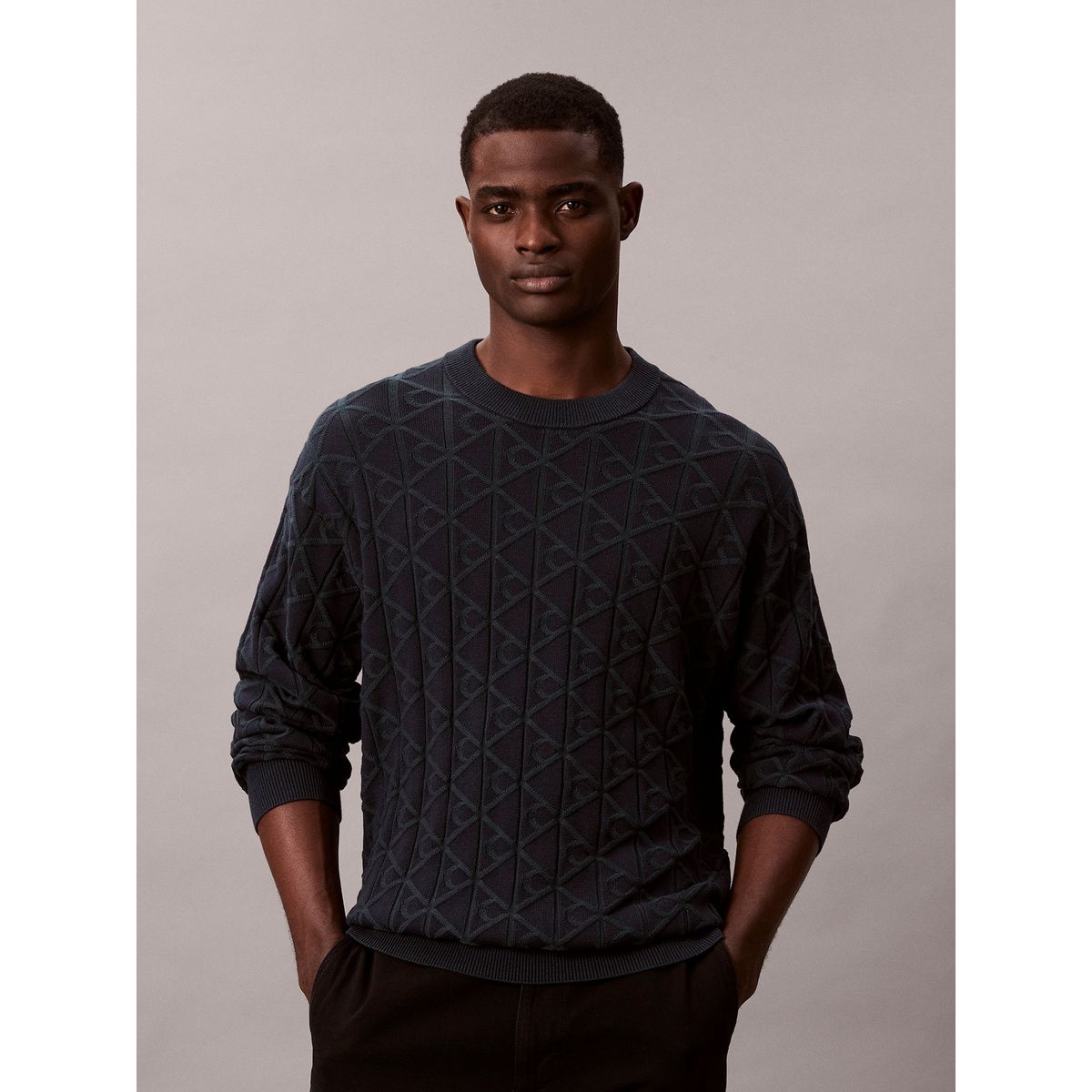 CALVIN KLEIN - Sweater con Textura de Monograma Negro Calvin Klein