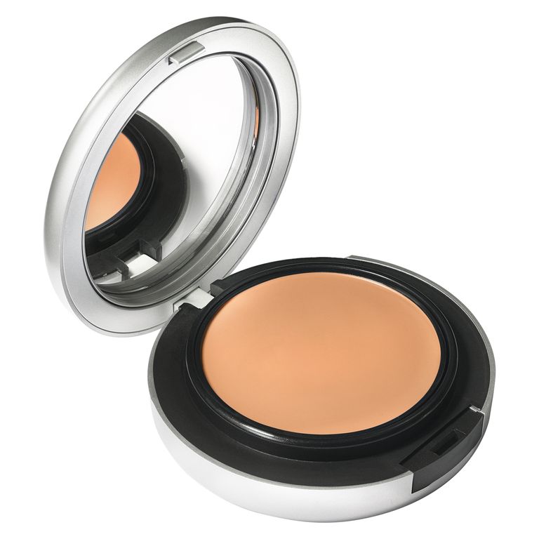 Base De Maquillaje Studio Tech