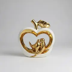 GENERICO - Figura decorativa de cerámica en forma de manzana con corazón