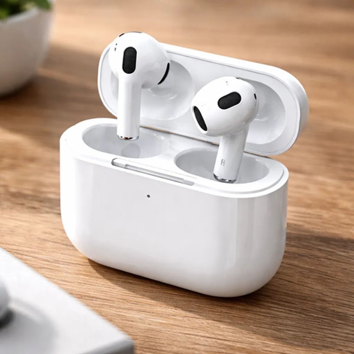 CARBIN - Audífonos Inalámbricos Bluetooth VIDVIE Semi In-Ear con Estuche de Carga USB-C Blancos