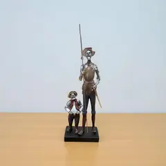 GENERICO - Libro clásico Don Quijote de la Mancha con ilustraciones de Sancho Panza