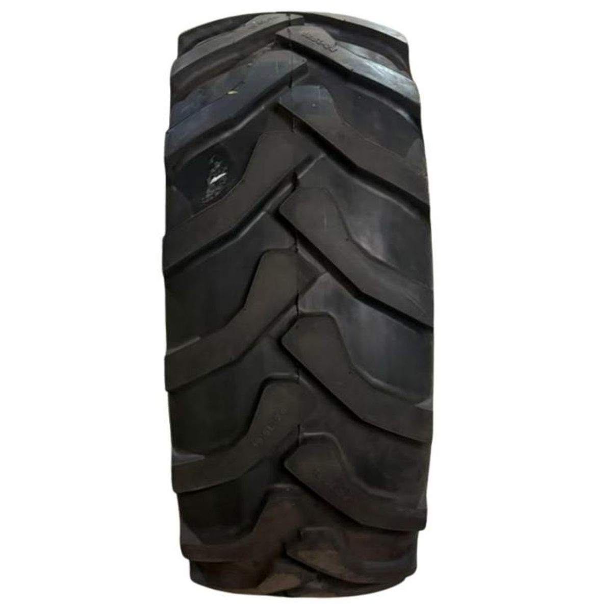 Neumatico 19.5-24 A8 R-4 Grip pionner 12PR TRACCION BLK CHN, marca GENERICO - Foto 2