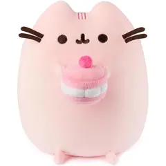 GUND - Peluche Pusheen Cherry Macaron Squisheen 24cm