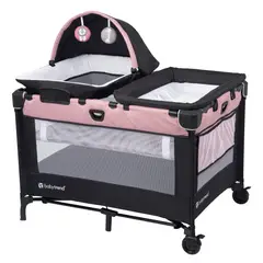 BABY TREND - Cuna Corral Nursery Den con Moisés Portátil y Mudador Rosado