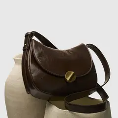 LOUNGE - Cartera Bandolera Mujer Medialuna Broche