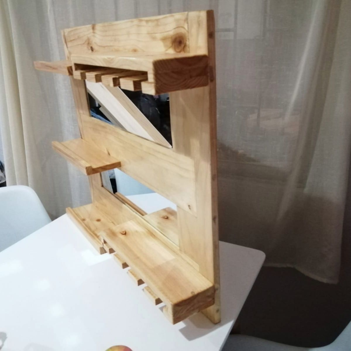 GEN - Bar Flotante MUGUI - Madera de pino con Botellero, Copero y Repisas para Licores  ESTILO moderno