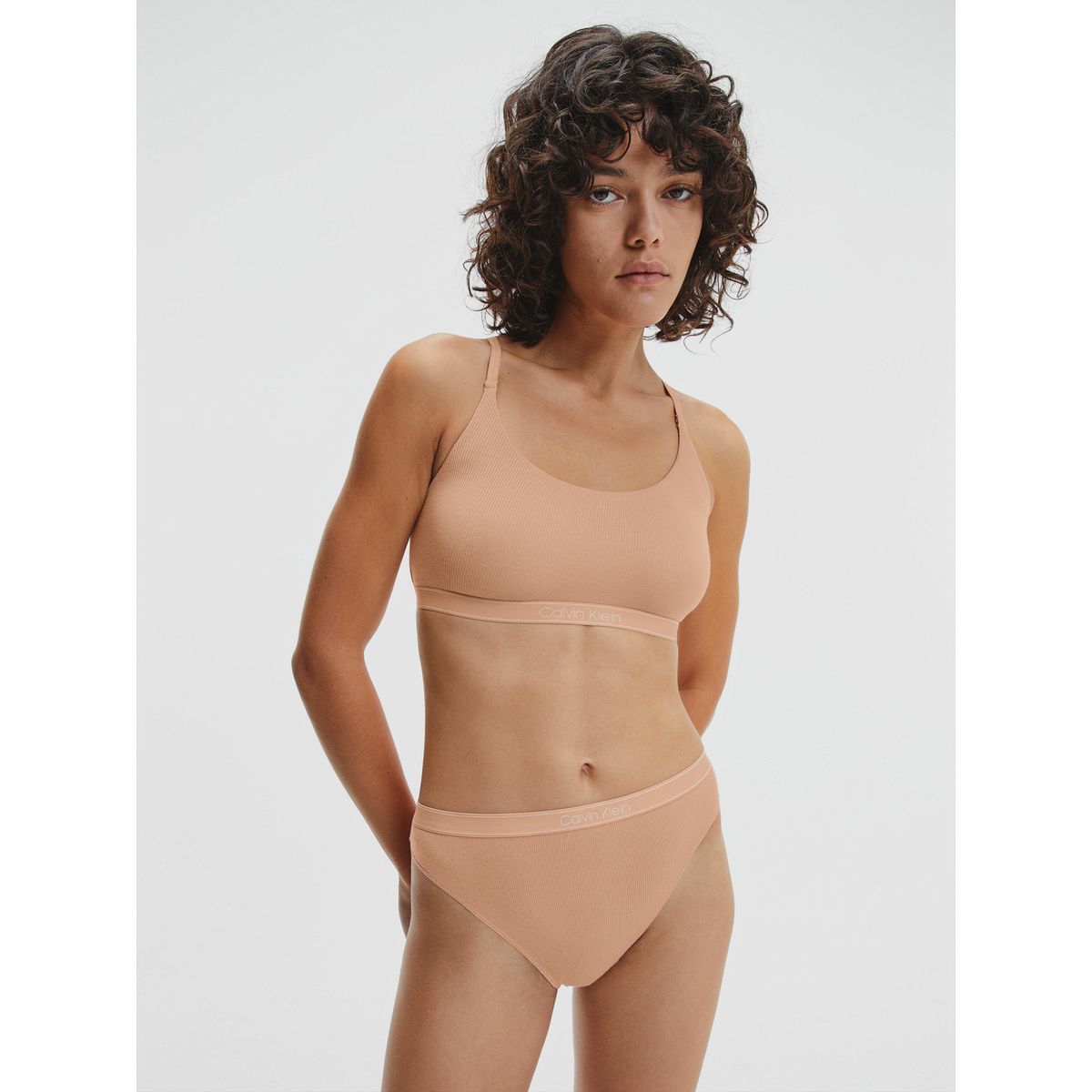 CALVIN KLEIN - Bralette sin Forro y Natural
