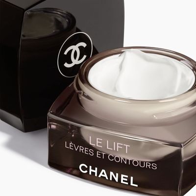 Imagen 2 del producto Crema Antiedad Le Lift Soin Lèvres Et Contours Alisar Reafirmar Rellenar 15 Ml