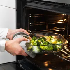 IKEA - Fuente de horno FÖLJSAM, vidrio incoloro, 24.5x24.5 cm