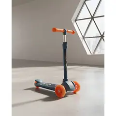 MYLHOGAR - Scooter Infantil Guardián Espacial 3 Ruedas Luces LED Azul
