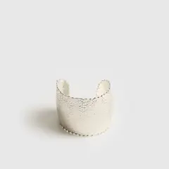 LOUNGE - Esclava Mujer Gruesa