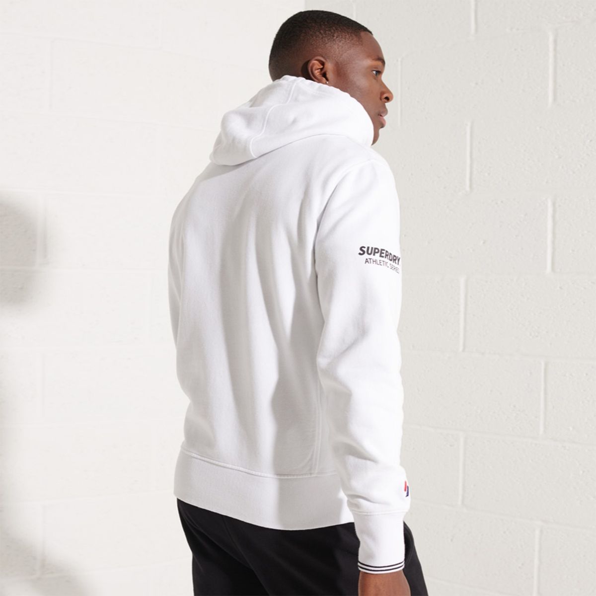 SUPERDRY - Polerón Gráfica Con Capucha Strikeout Hombre