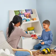 IKEA - BERGIG Estante de libros con almacenaje, blanco