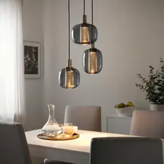 IKEA - HÖGVIND Lámpara de techo, 3 luces, niquelado/gris vidrio, 41 cm