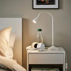 IKEA - Lámpara de escritorio LED NÄVLINGE, blanco
