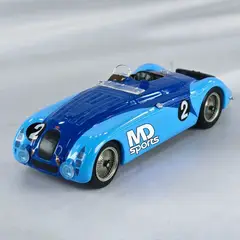 FORMULA 1 - Auto LeMans Bugatti 57G Tank LeMans 1937 #2 Wimille-Benoist Caja Acrilica Altaya 1:43