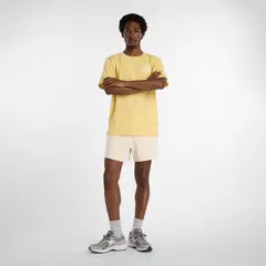 NEW BALANCE - Polera Lifestyle Hombre Athletics Legacy T