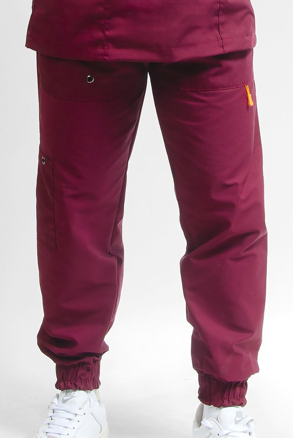 LEMN - Uniforme Clinico Burdeo Anti Fluidos