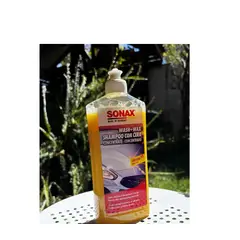 SONAX - Shampoo con Cera para Auto 500ml Wash & Wash