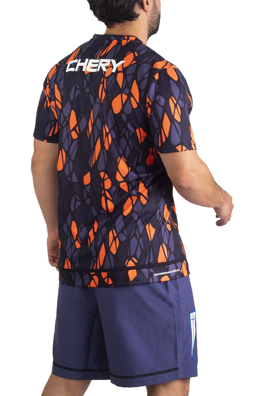 UNDER ARMOUR - Camiseta Entrenamiento Universidad Católica