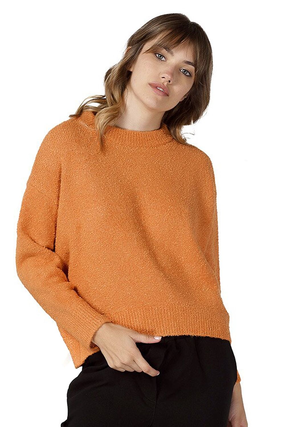 ONNORA - Sweater Globotejido Boucle Liso Cuello Redondo.
