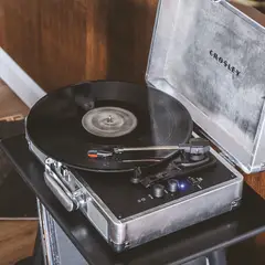 CROSLEY - Tornamesa Cruiser Deluxe Bt Silver Variante