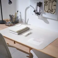IKEA - Protector de escritorio PLÖJA, blanco/transparente, 65x45 cm