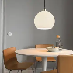 IKEA - SOLHETTA LED E27 470lm forma glo bco 2un CL