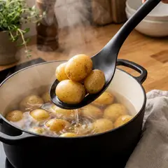 PADERNO - Cuchara de Cocina Ranurada Negro 35cms