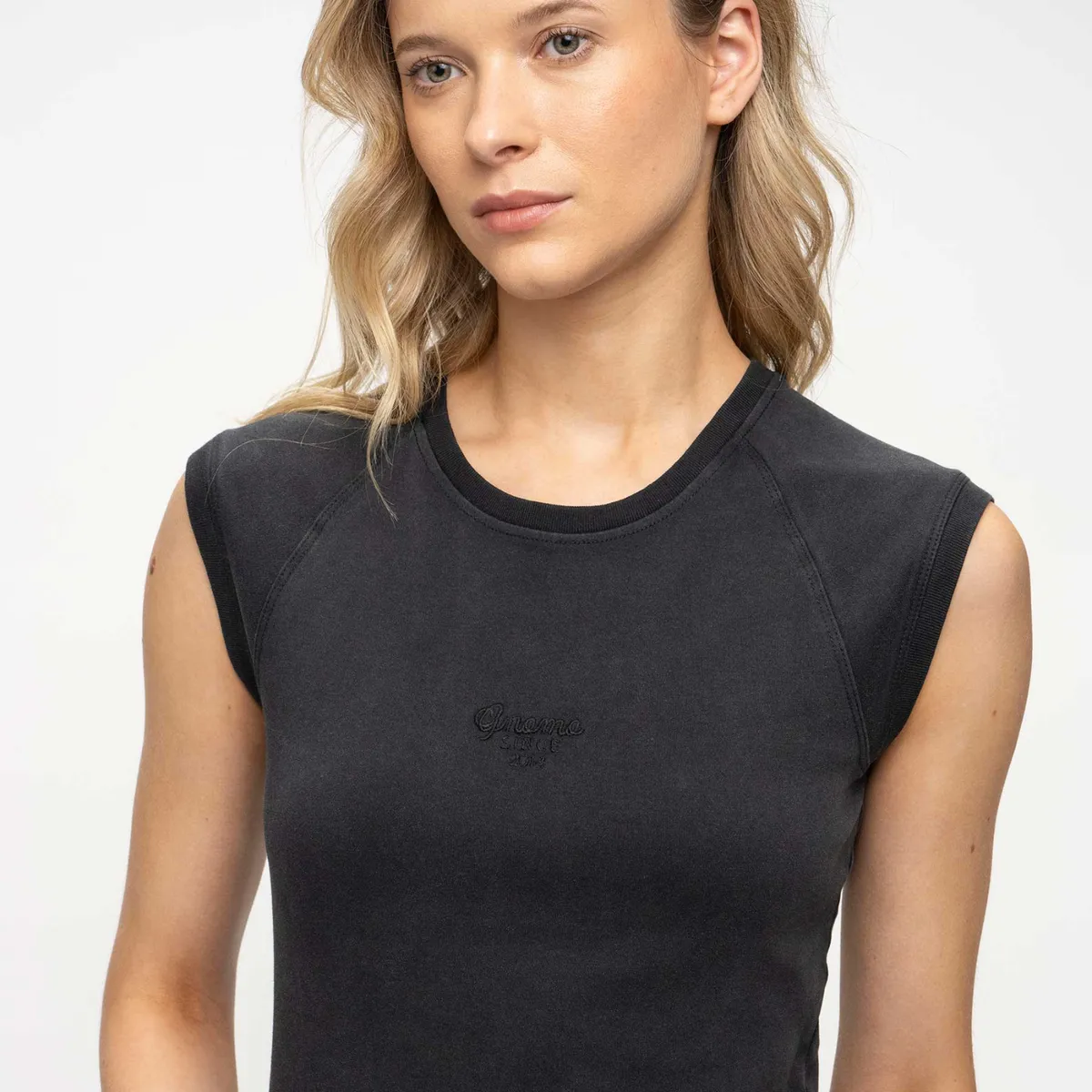 GNOMO - Polera Algodón Rib Mareg Mujer Gnomo